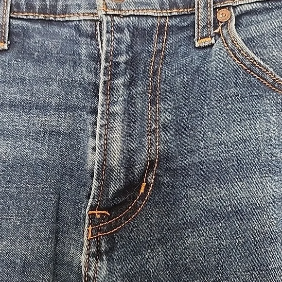 OLD NAVY WOMAN'S JEANS - Picture 5 of 10